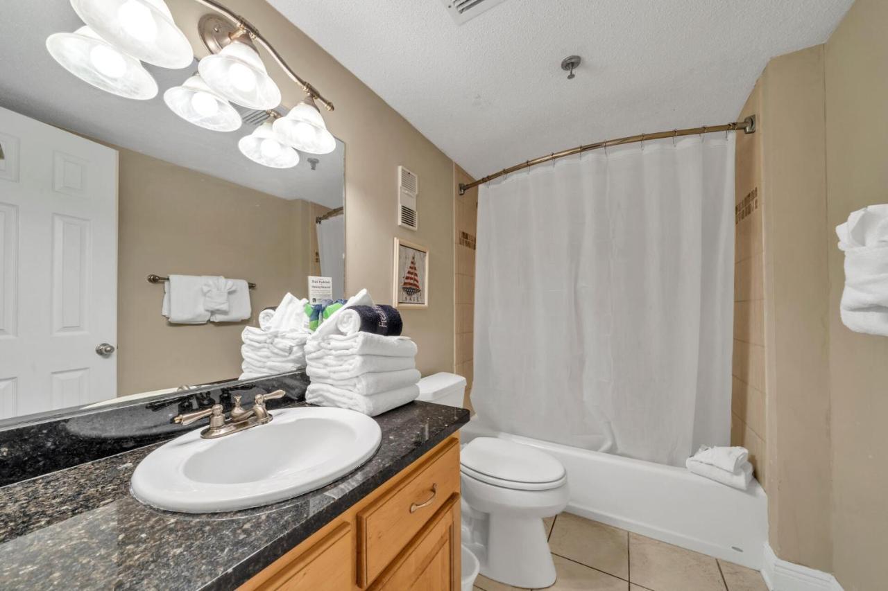 Destin On The Gulf 403 - This Is A Beautiful Beach Front Condo With A Great View Of The Gulf المظهر الخارجي الصورة